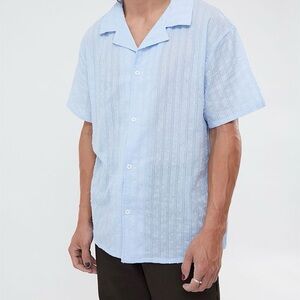 Pacsun Men's Size Small Blue Pointelle Textured Woven Camp Button Up Shirt